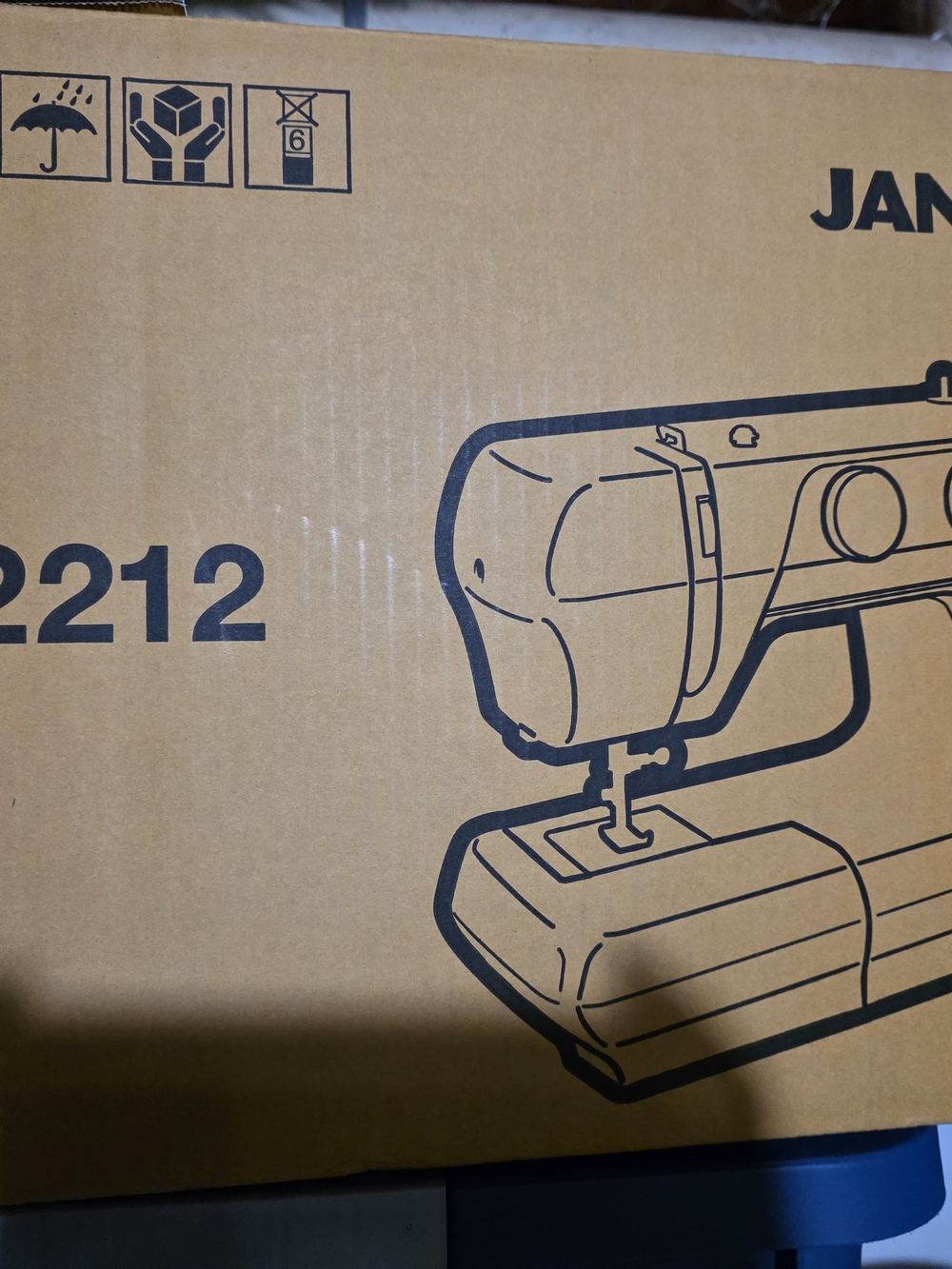 2212 Sewing Machine - Janome